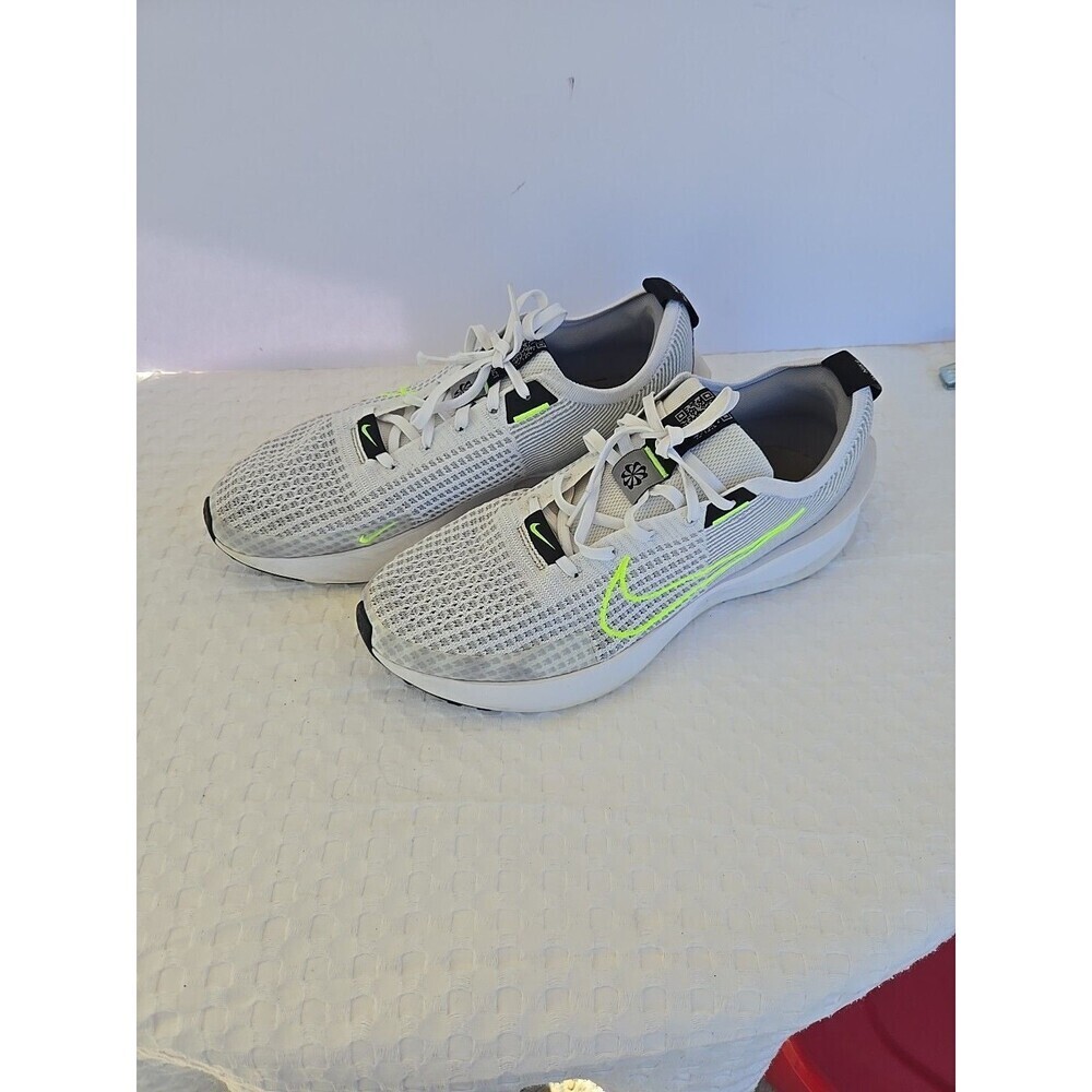 Nike Interact Run White Wolf Grey Black Volt Mens Size 11.5